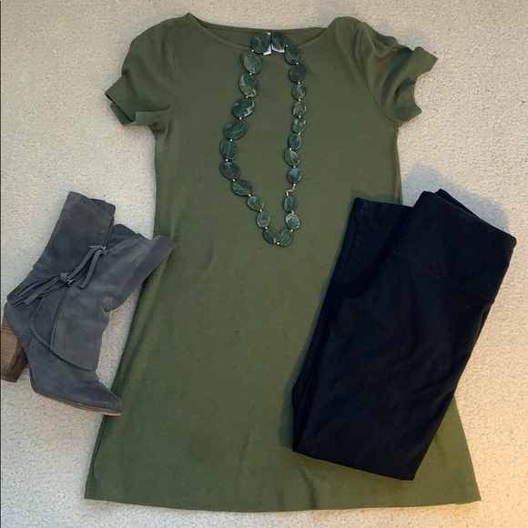 H&M Tops - H&M ribbed T-Shirt dress